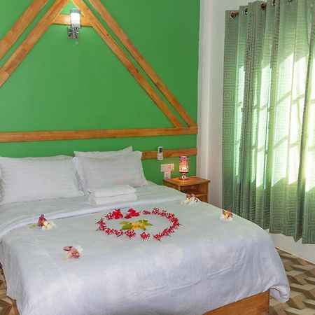 Chao Guest House Maafushi Exterior photo